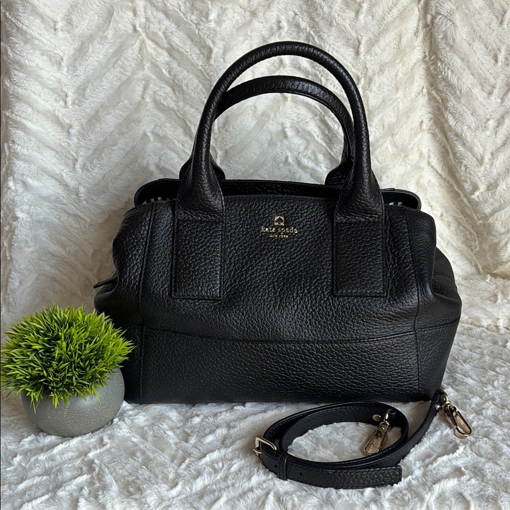 Kate Spade Black Satchel with Structured Design and Detachable Strap